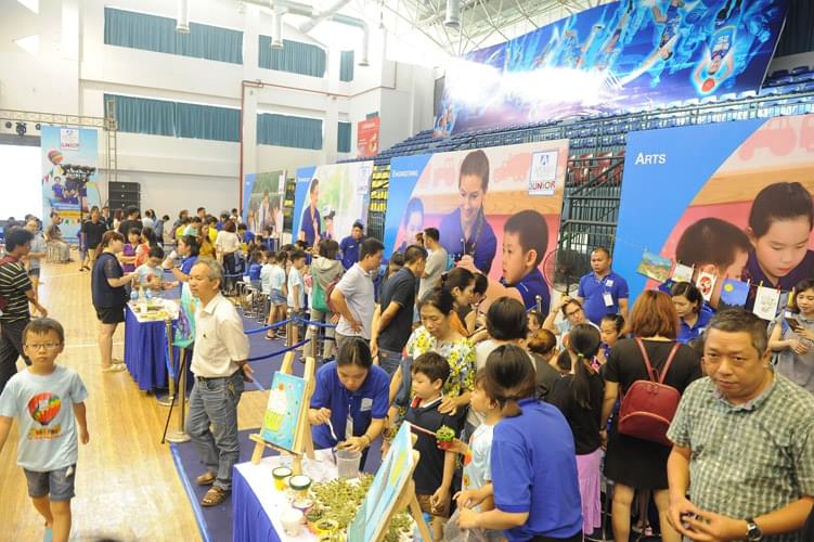 Học sinh Apollo English sôi nổi với lễ hội tiếng Anh hè