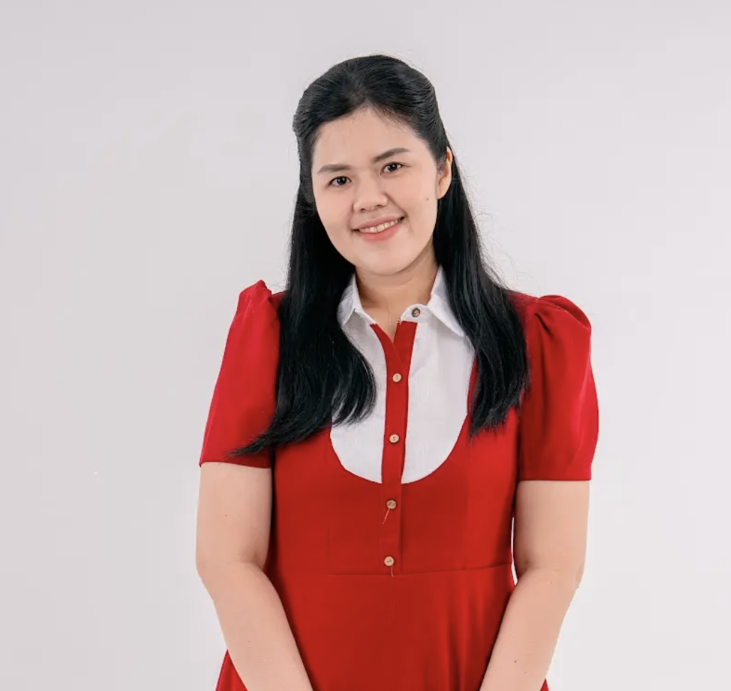 Ms. Hoang Minh Trang